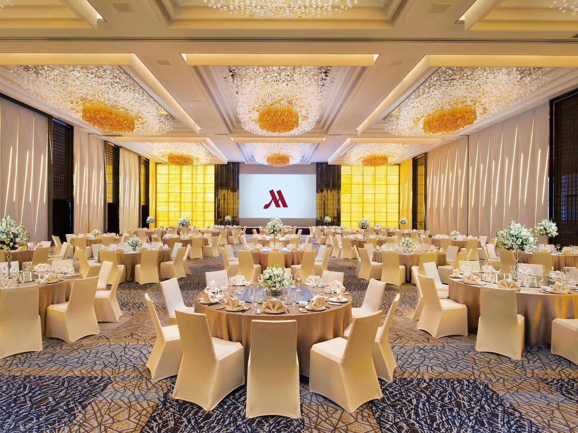 Shanghai Marriott Hotel Parkview Bagian luar foto